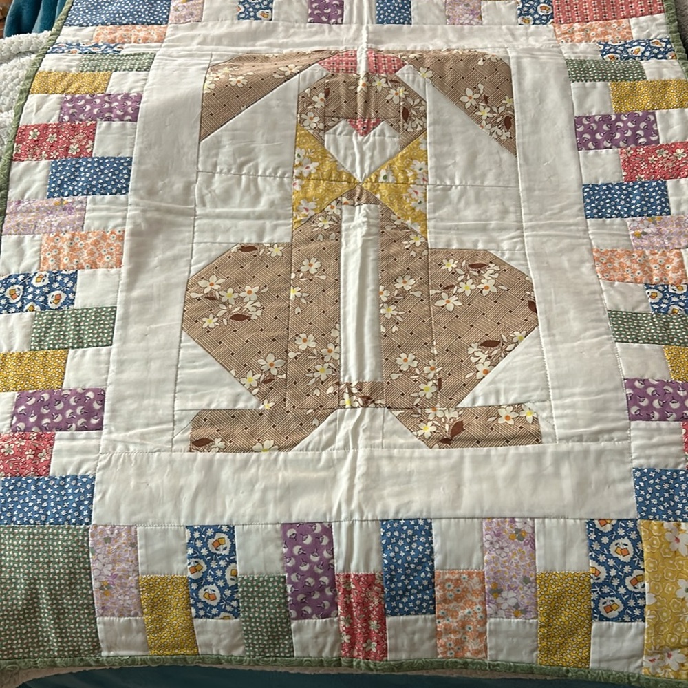 Vintage Handmade Patchwork Rabbit Reversible Quilt - Picture 17 of 17